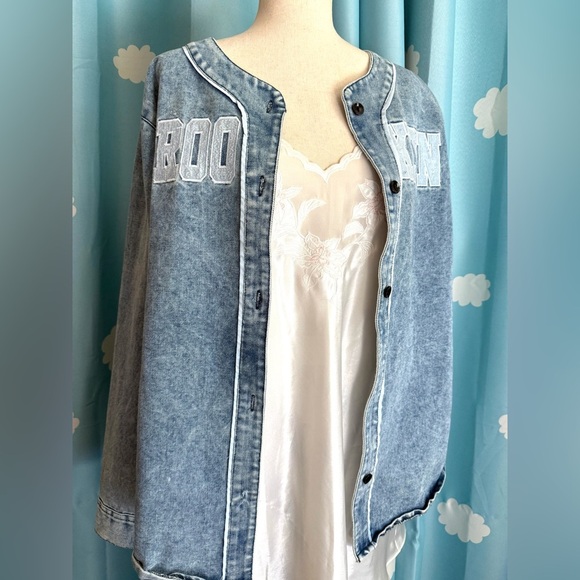 Acid washed Brooklyn Jean shirt- XL - Picture 7 of 7